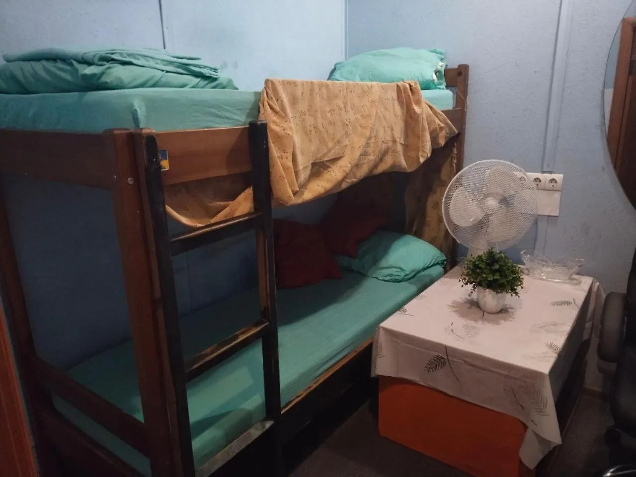 Ararat-Teatralnaya Hostel キエフ